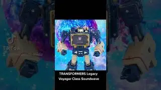 TRANSFORMERS Legacy Voyager Class Soundwave