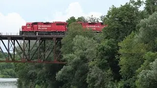 CPKC H72 departing Galt, Ontario with CP 3023 leading Westbound