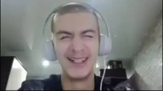 ОН реально спит ИЛИ притворяется ?!