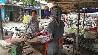 Bác Na Hướng dẫn bán Thịt Ngoài Chợ