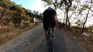 VR Cycling Tour of Ziyun Mountain demo 2