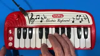Circuit Bent Schylling Electric Keyboard