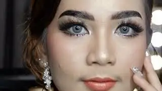 “Bold tapi flawless” makeup. Eeeh gimana sih maksudnya?? 🤣🤣🤣