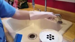 Easily remove stains and marks from your porcelain sink!