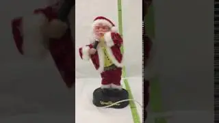 Танцующий Санта Клаус
