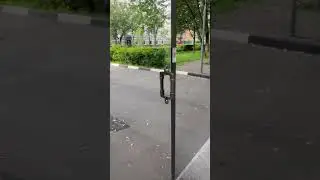 Химки, зеркальный забор