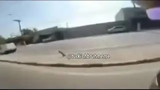 Bakıyorsun öyle mağrur