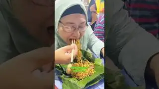 Awal Pertama Makan Mie Ayam Bakar Medan #mieayambakar #mieayambakarmedan #mieayammedan