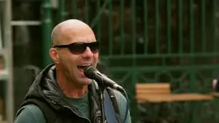 Beatles cover- Lucy in the Sky With Diamonds -  by Alonso Cunha in Covent Garden