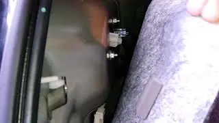 как на мазде 6 снять задний фонарь