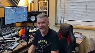 Terminal State talk before show with Front 242 and Rein. (setlist introduction)
