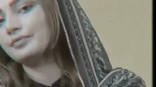 Kuch ajaab ann se logoun main rha kerty thee
