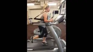 Treadmill running with resistance vest