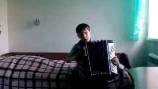 Как играть бумер на баяне разбор