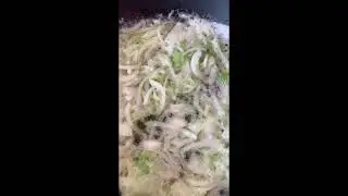 Грибы Лисички в сметане: легче легкого! Быстро-вкусно.