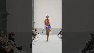 She can dominate this industry with this walk.✨(esther samuel) 