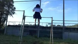 拾い物　鉄棒