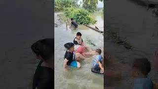 Air banjirnya seperti Air tejun