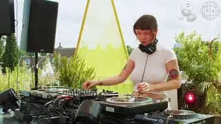 Yu Mi | The MUDD Show x Yummy Trax