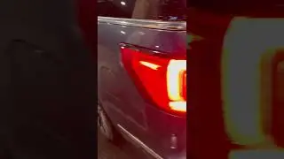 How to open up a Lincoln Navigator gas cap - fuel door