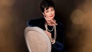 Svetlana Prandetskaya sings "Yesterdays"