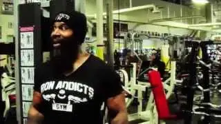 I COMMAND YOU TO GRO!! 870 Reps of Triceps with CT Fletcher and iSatori