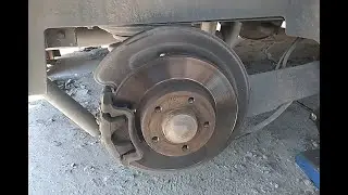 Заміна задніх колодок Reno Trafic 2.0 2011р