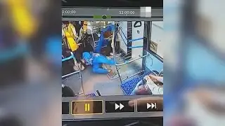 Автобус остановился, а пассажиры - нет. Real Video