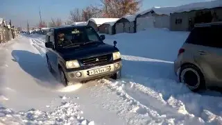 Mitsubishi Pajero Mini по снегу