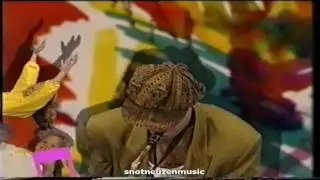 Snotneuzen - Daar zijn we weer