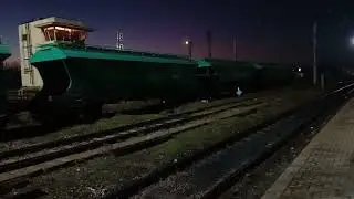 Locomotiva DA 92 53 0 60-1563-5 RO-GFR cu un tren de marfă(TDM) Roznov - Palas intrând în gara Bacău
