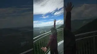 Стеклянный мост Янода