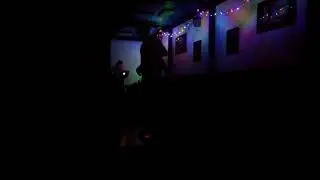 20190310 Чипуша танцует под Макса Степанова в темноте