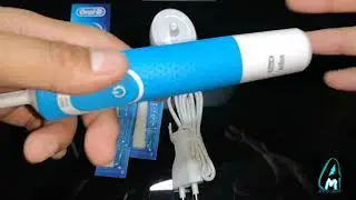 Oral-B Vitality Plus Cross Action Electronic Toothbrush Powered by Braun (Review)