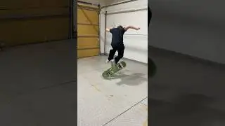 Getting better at varial flips #skate #varialflip