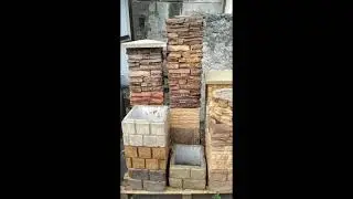 Заборные блоки забора, протравленные кислотной краской.