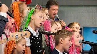 Всем первоклассникам России посвящается! Дети перепели 