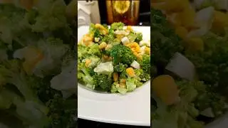Простой но вкусный салат с брокколи 