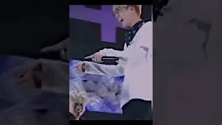 #jin powerful kiss 😘😘
