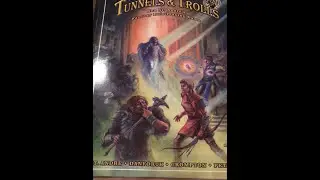 Tunnels & Trolls - Deluxe