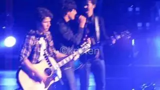 I Gotta Find You - Jonas Brothers 10.9.09