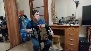 Очередная многотембровая гармонь. Играет гармонист Денис Барболин