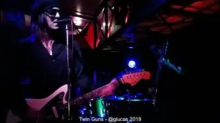TWIN GUNS at La Iguana Club (Vigo, 2019 Spain Tour)