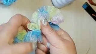 Раскупают быстро. Бантики с уточкой Лалафанфан.