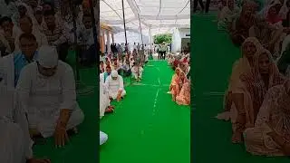 श्री मान रोशन दास जी पूना से प्रवचन करते हुए