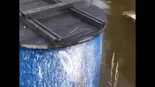 Воды натаскал, можешь завтра приходить, поливать сама