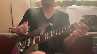 実家でBAD FEELINGを弾いてみた