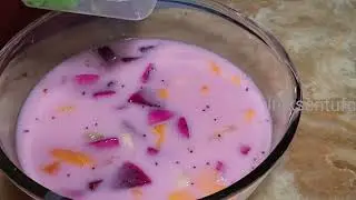 Buat ais pulut buah buahan tiba2 hujan turun...