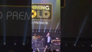 Jeremy Jordan Singing Greatest Time