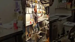 Tom Dyer Freestyle Flair Bartending Show